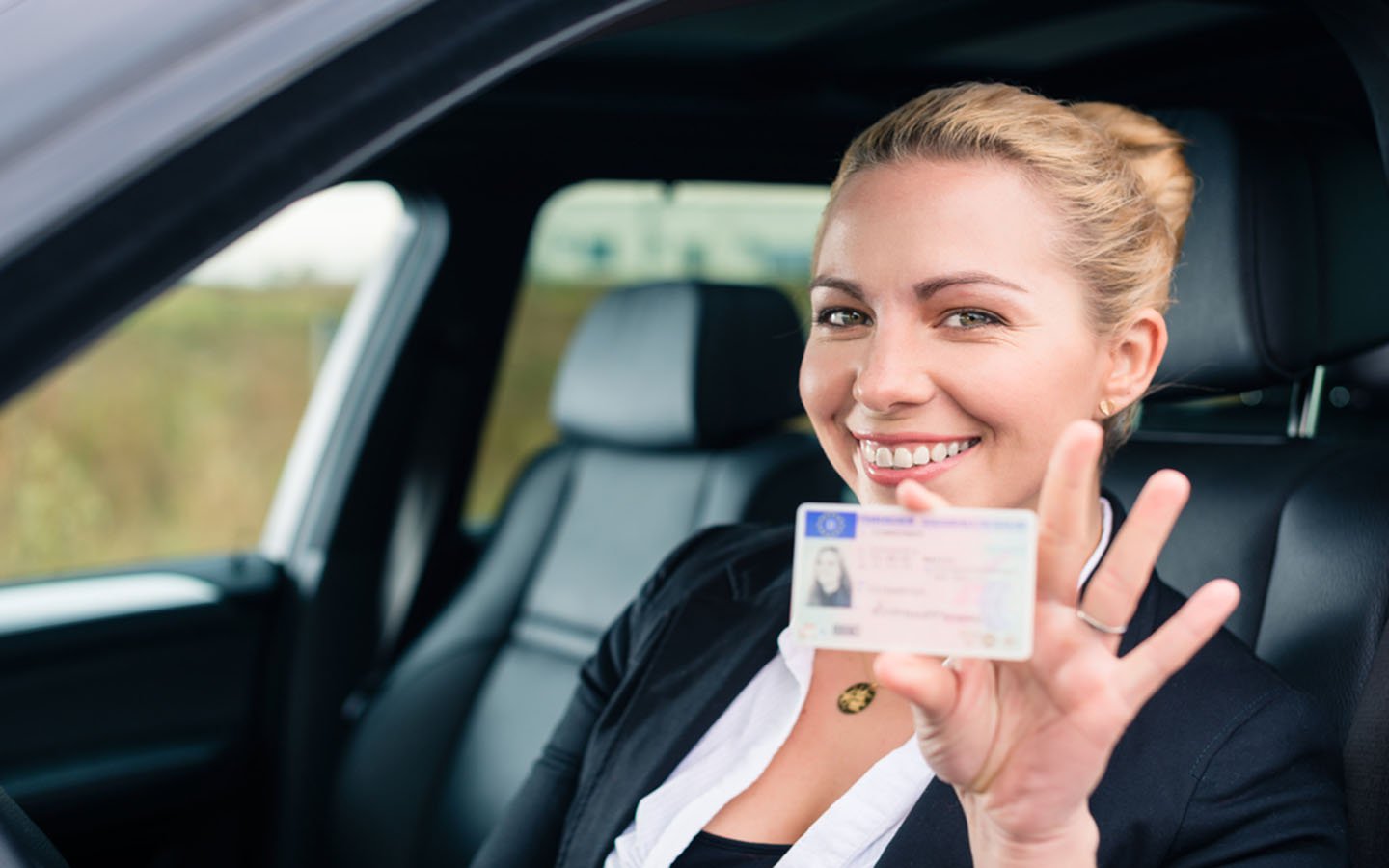 4 Things to Know about Driver's License Points