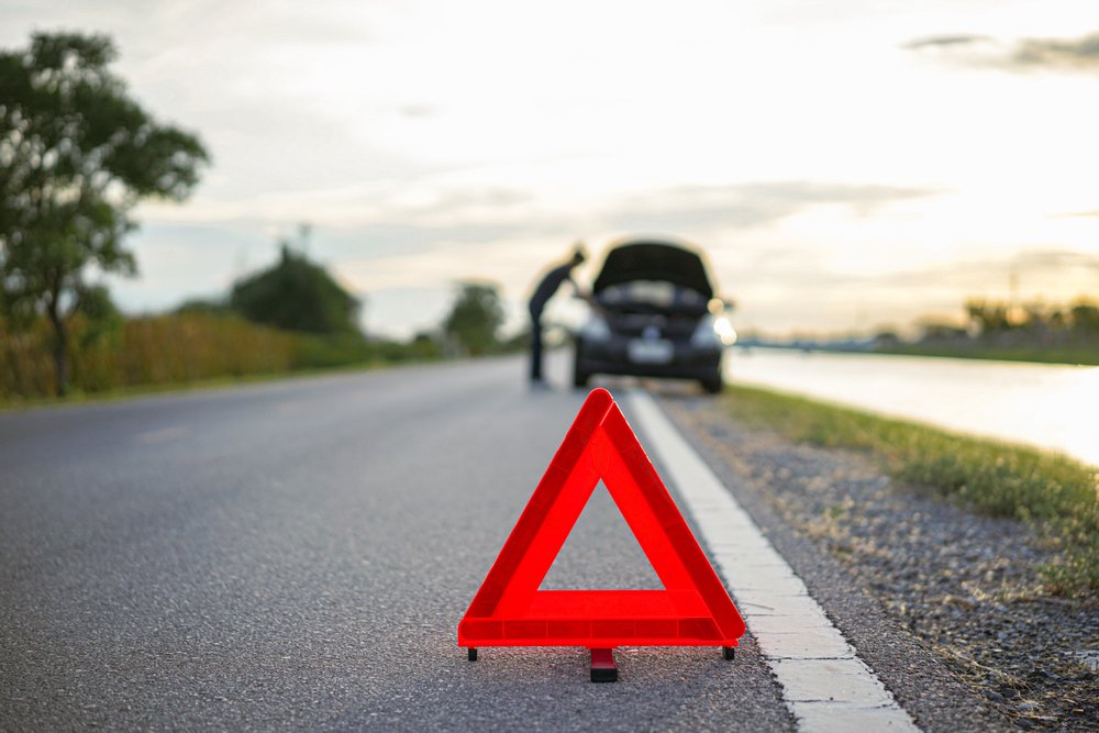 Stuck on the Side of a California Highway? Here's What to Do
